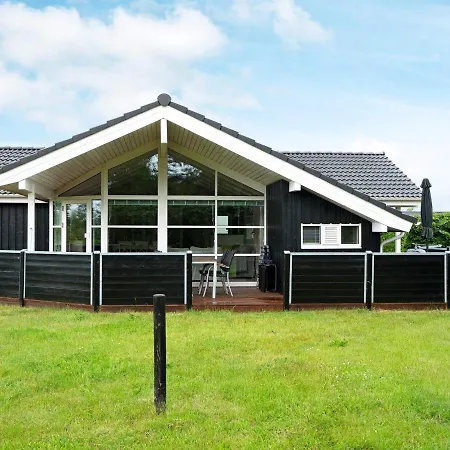 8 Person Holiday Home In Horve-By Traum Ferienhaus Hørve