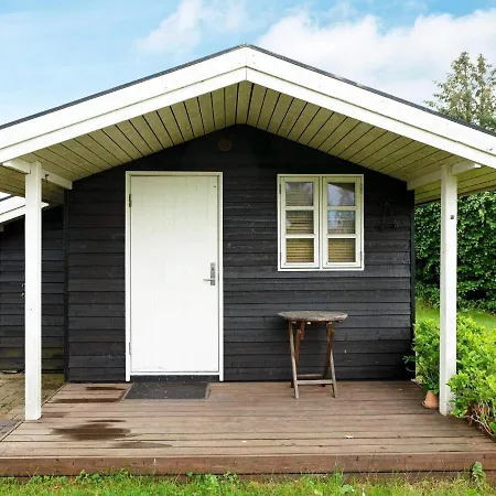 8 Person Holiday Home In Horve-By Traum *