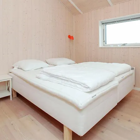 8 Person Holiday Home In Horve-By Traum Ferienhaus *